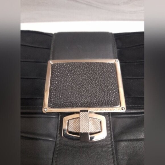 Balenciaga Stingray Clutch Crossbody Bag - Picture 6 of 16